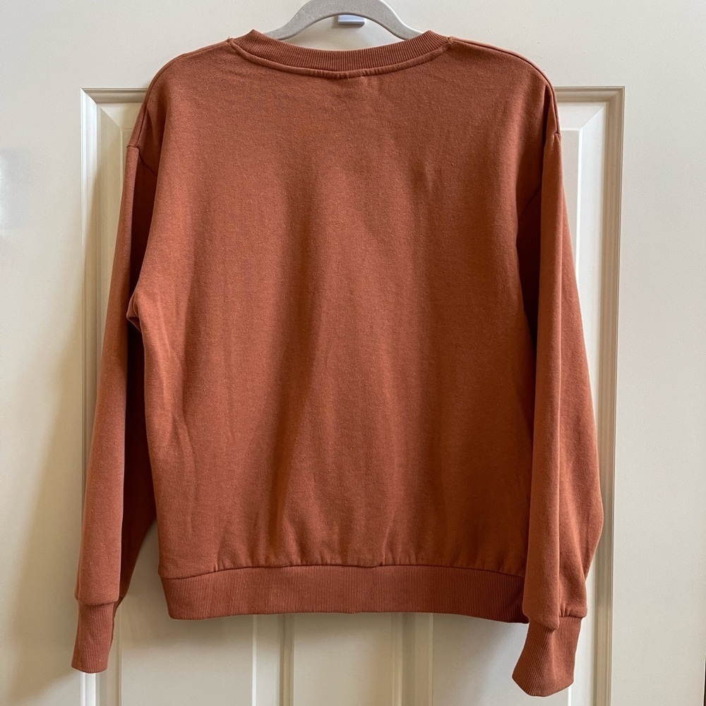 Yellowstone Dutton Ranch Sweatshirt - Picture 4 of 4